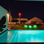 Gamboas Place Olhalvo