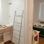 Gamboas Place 3*