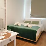 Alojamento de Acomodação e Pequeno-almoço Gamboas Place 3*