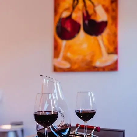 Gamboas Place Olhalvo