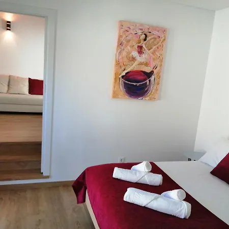 Frühstückspension Gamboas Place 3*