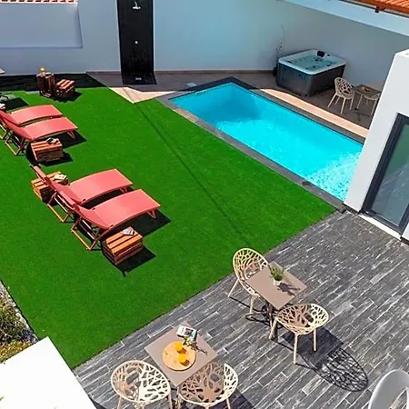 Gamboas Place
