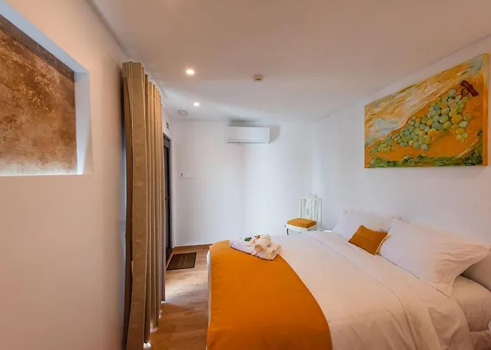 Gamboas Place Bed & Breakfast