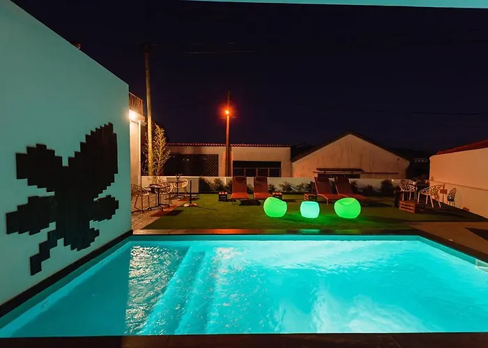 Gamboas Place Olhalvo