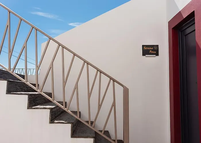 Gamboas Place Bed & Breakfast Olhalvo