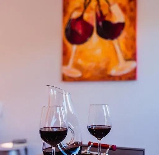 Gamboas Place Olhalvo