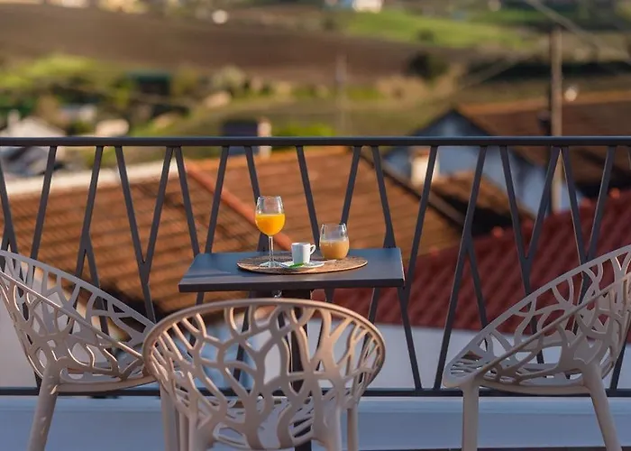 Gamboas Place Bed & Breakfast Olhalvo